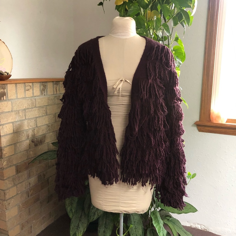 Purple Cropped Yarn Cardigan